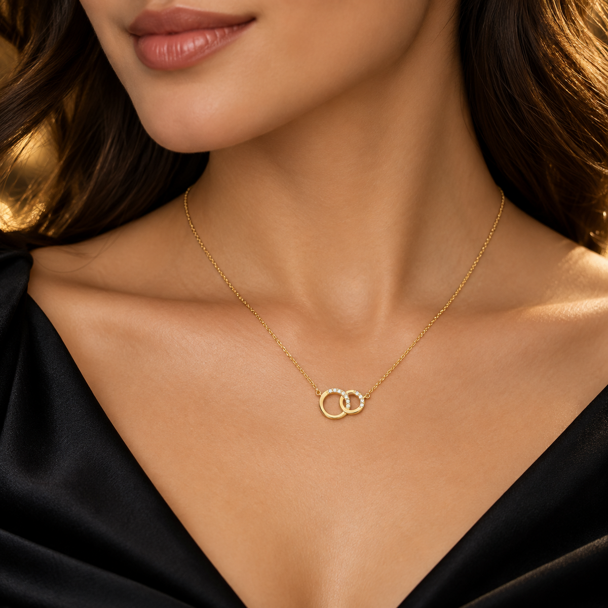Ladies Zircon Interlocking Necklace 9ct Yellow Gold 375 Hallmarked British Made