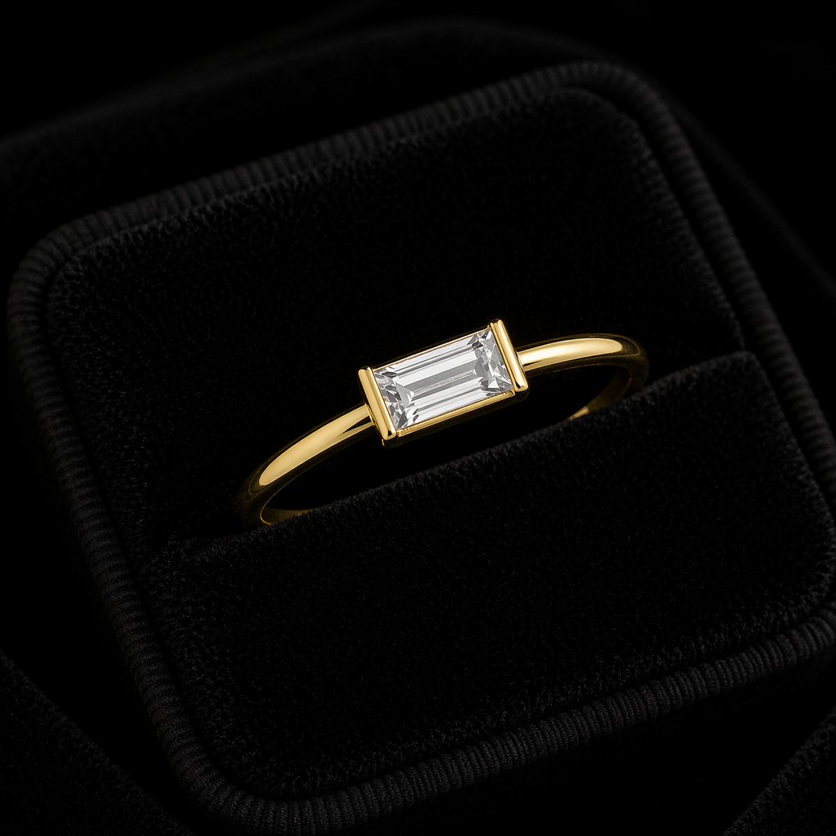 Solitaire Baguette Ring 9ct Yellow Gold Hallmarked Sizes J - T  British Made