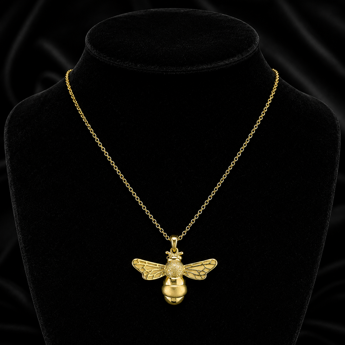 Bumble Bee Pendant 18ct Yellow Gold Plated Hallmarked All Chain Lengths