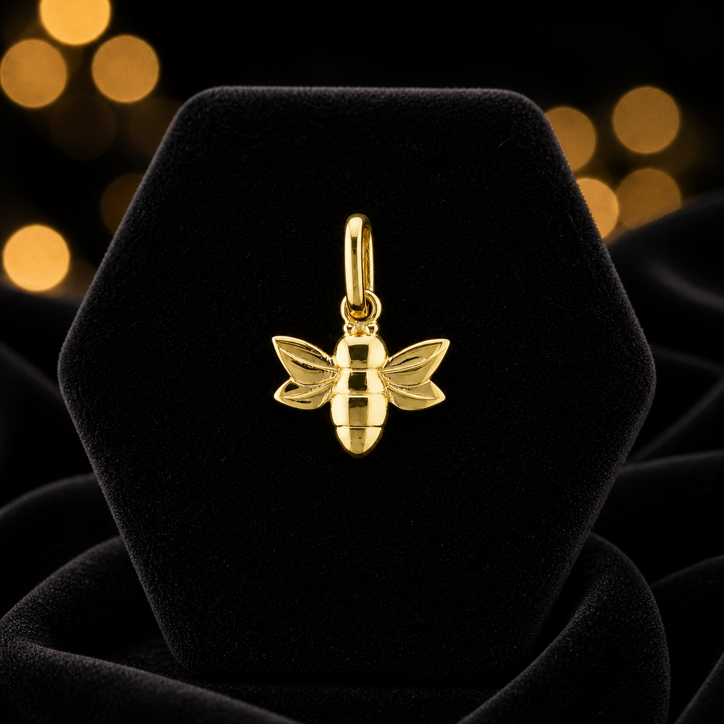 Baby Bumble Bee Pendant 18ct Yellow Gold Plated Hallmarked All Chain Lengths