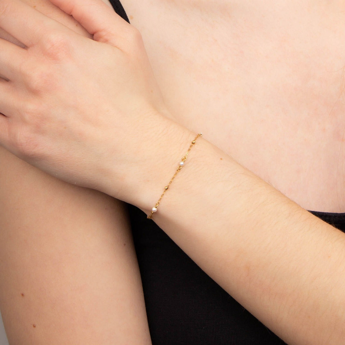 Pearl Trace Station Bracelet In 9ct Yellow Gold 375 Hallmarked British Made