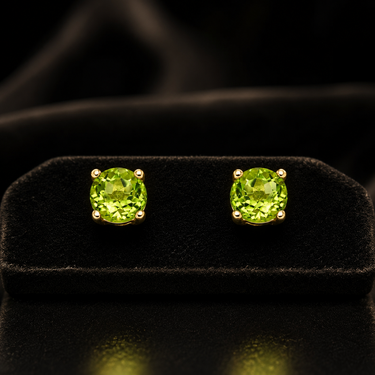 Natural Peridot August Stud Earrings 9ct Yellow Gold 375 Hallmark British Made