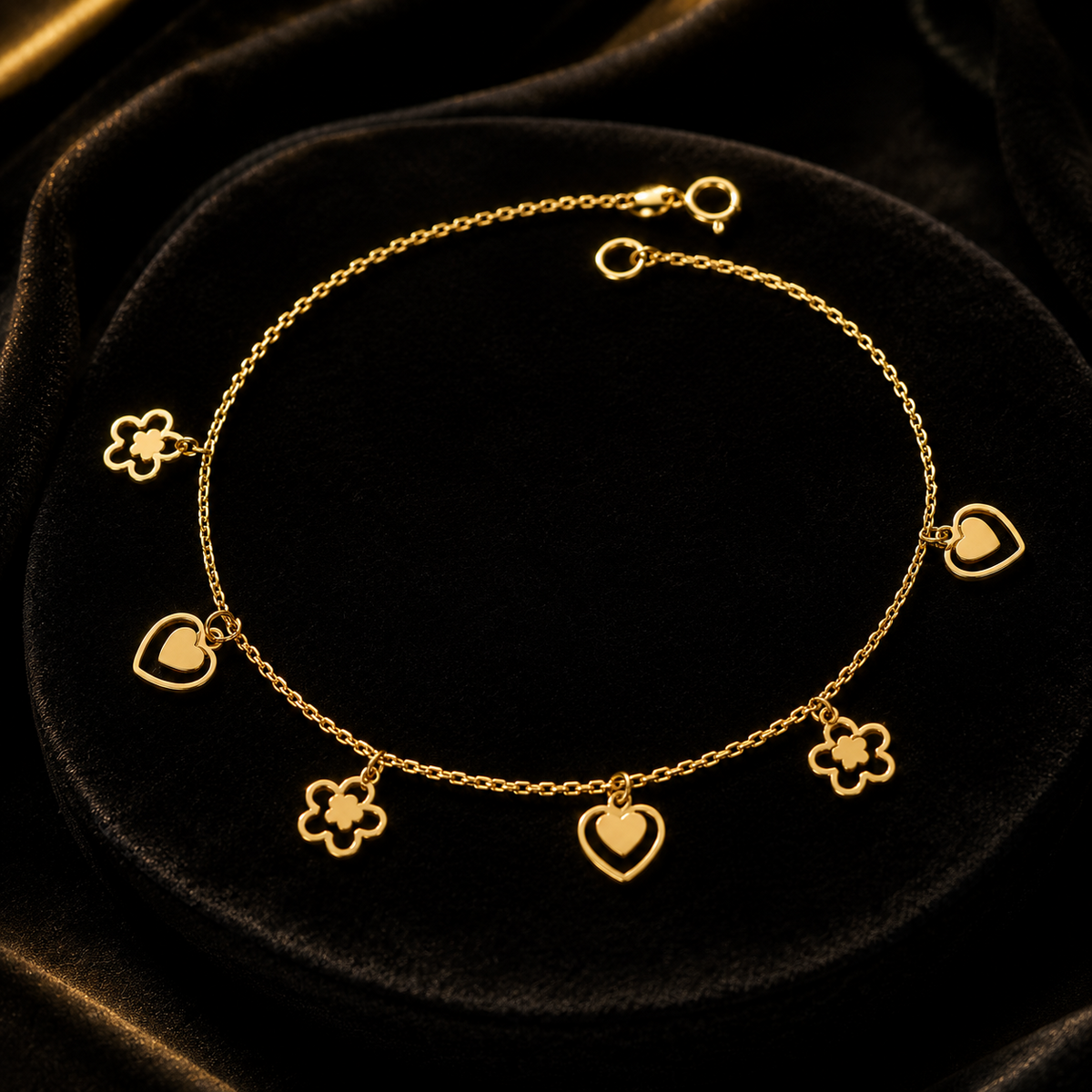 Heart And Flower Bracelet In 9ct Yellow Gold 375 Hallmarked British Made