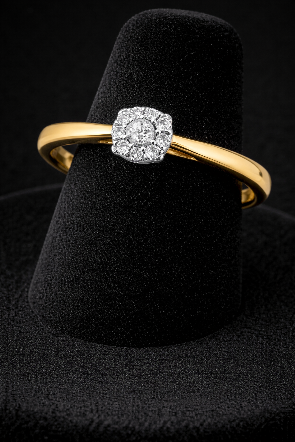 Natural Diamond Engagement Ring Solid 9ct Yellow Gold 375 Hallmarked