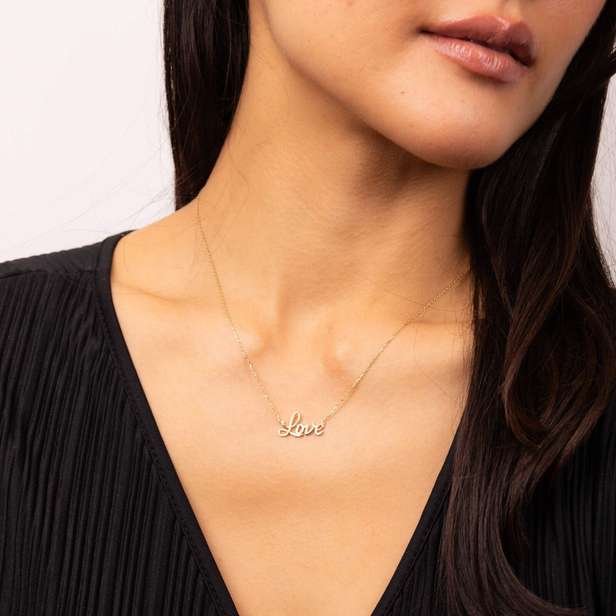 Sentimental Love Necklace 9ct Yellow Gold 375 Hallmark British Made Length 46cm