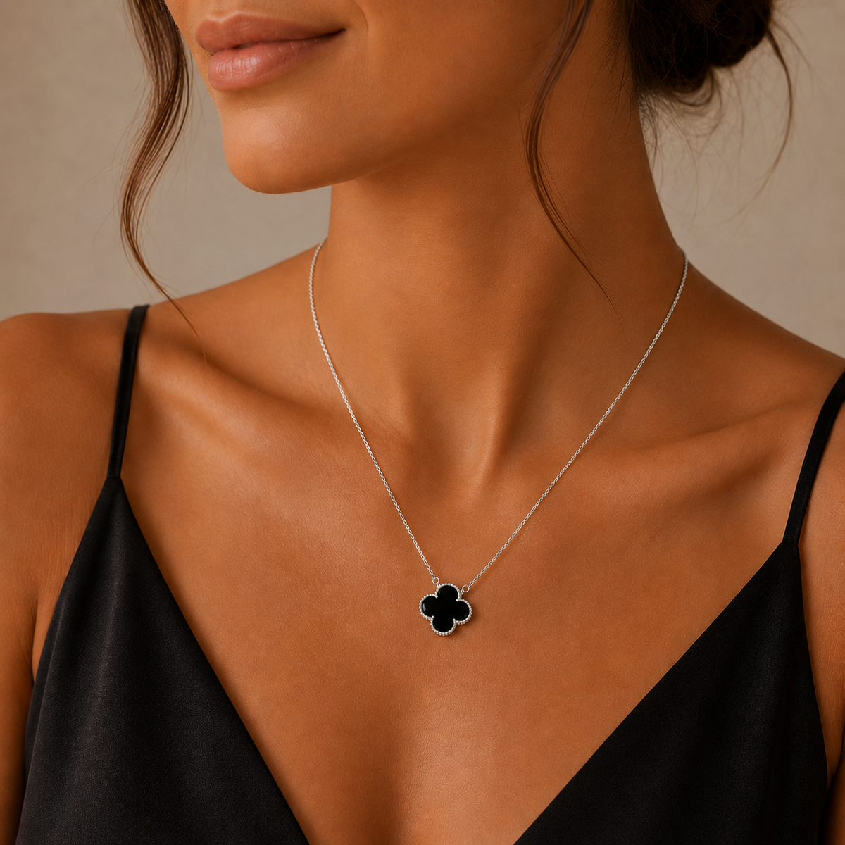 Onyx Quatrefoil Pendant Sterling Silver 925 Hallmarked All Chain Lengths