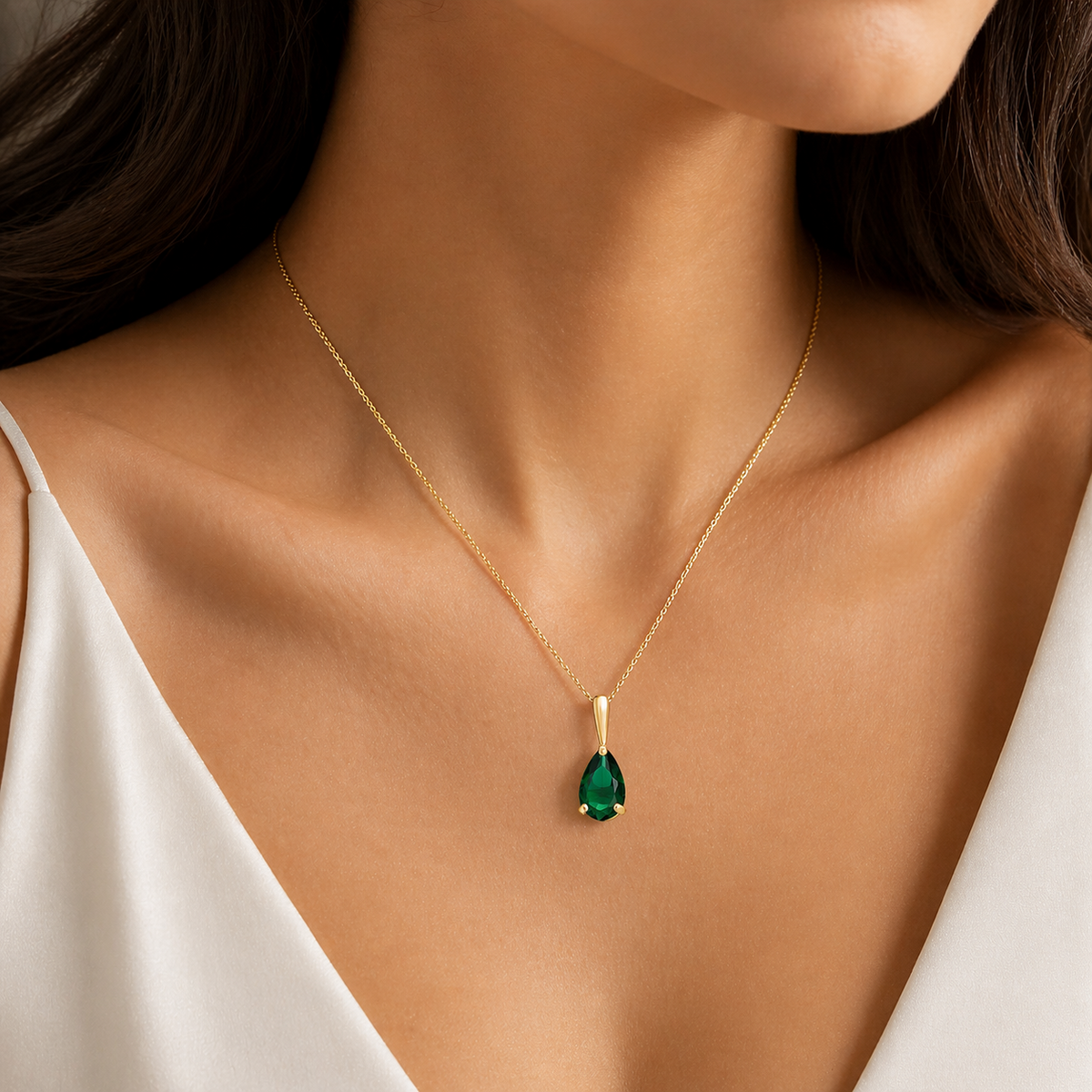 Teardrop Natural Emerald 9ct Yellow Gold Pendant Hallmarked All Chain Lengths