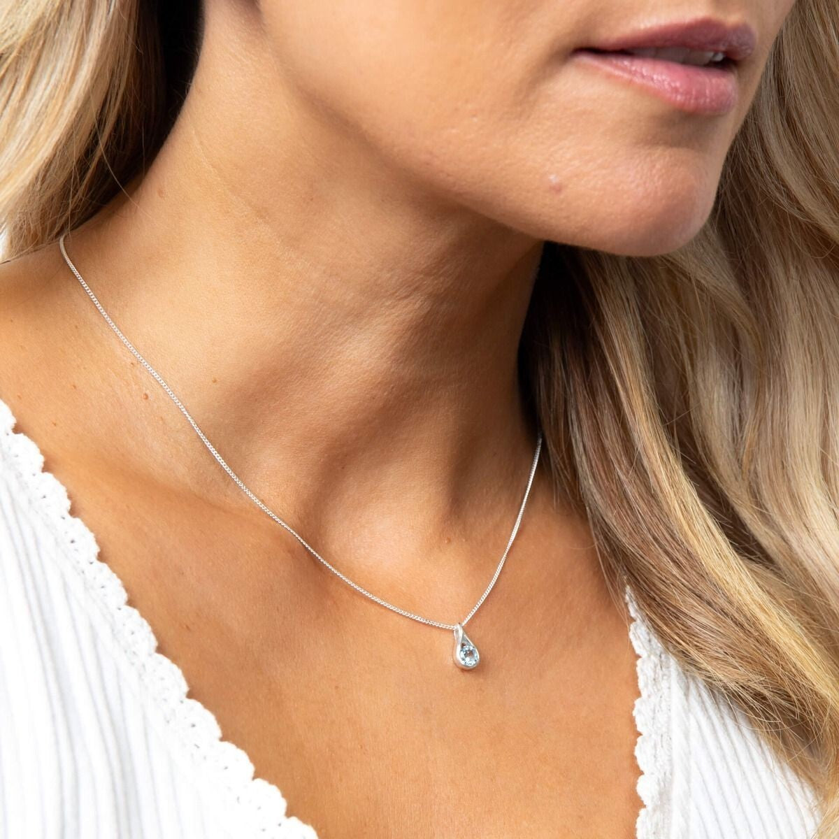 Blue Topaz Teardrop Pendant Sterling Silver 925 Hallmarked All Chain Lengths