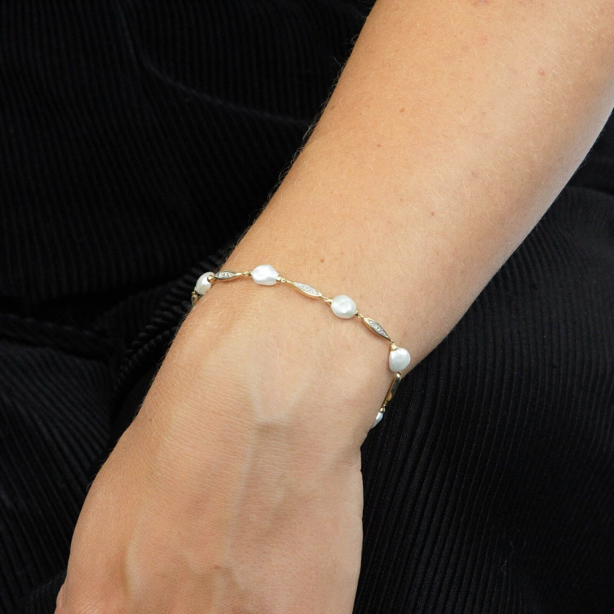 Keshi Pearl And Diamond Bracelet In 9ct Yellow Gold 375 Hallmarked British Made