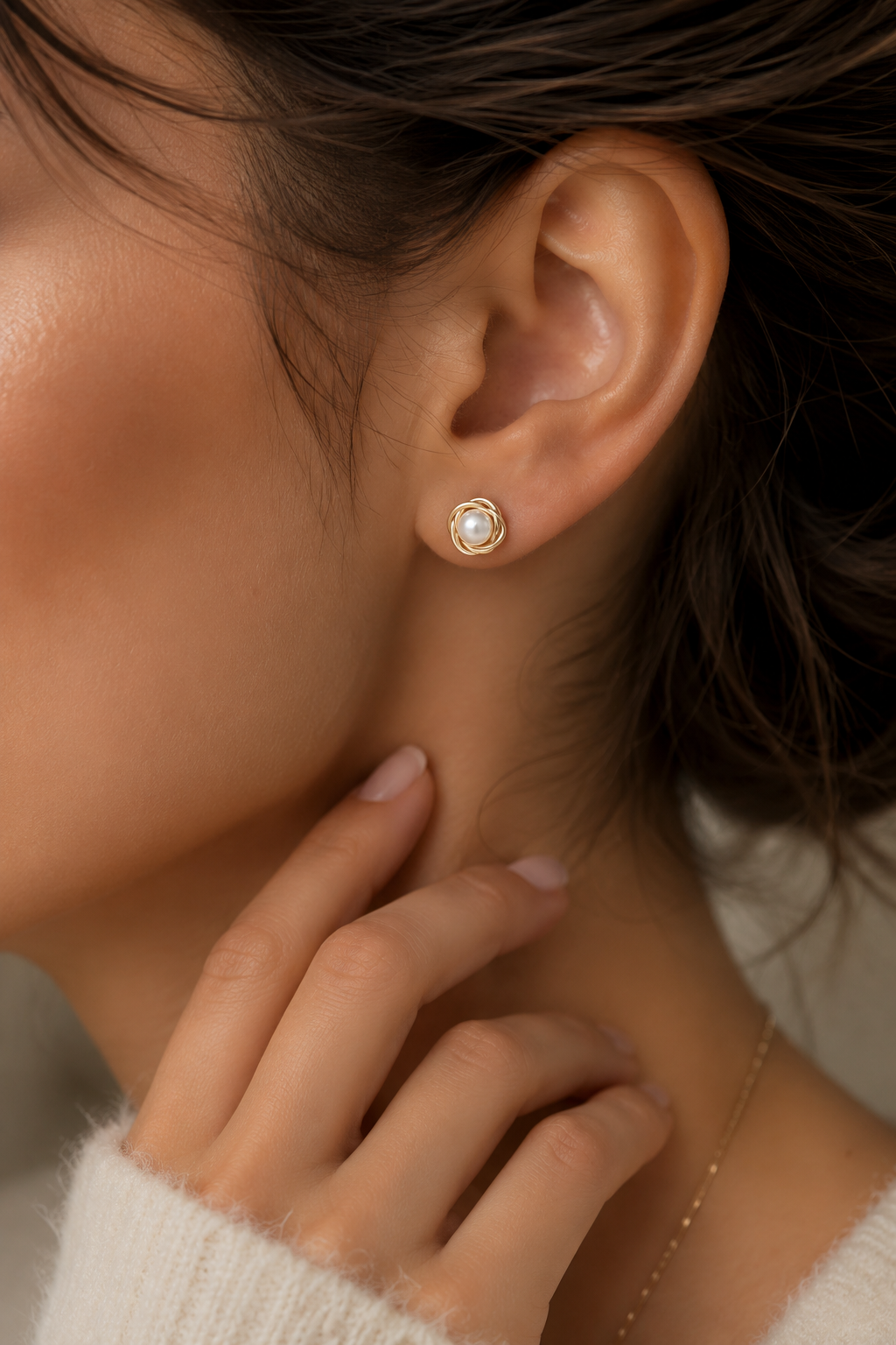 Orbit Natural Pearl Stud Earrings 9ct Yellow Gold 375 Hallmarked Brand New Boxed