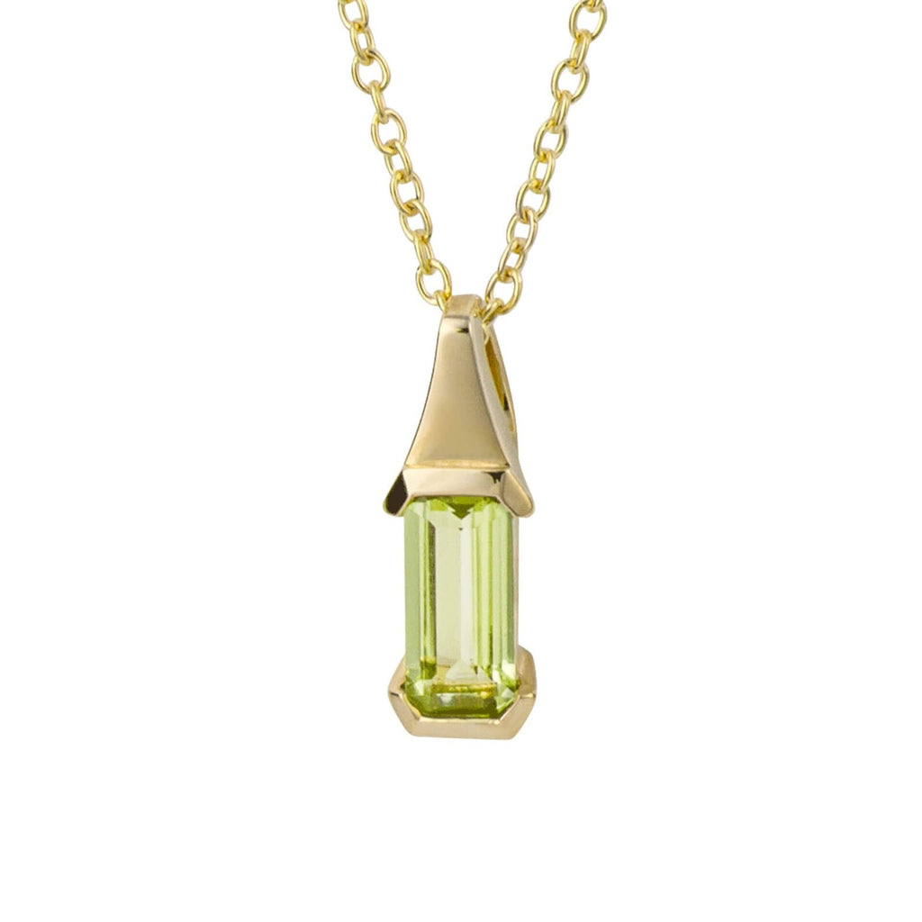 Elongated Peridot Pendant 9ct Yellow Gold 375 Hallmarked British Made