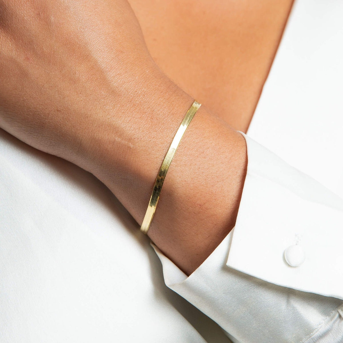 Flat Herringbone Chain Bracelet 9ct Yellow Gold Plated Hallmarked Brand New