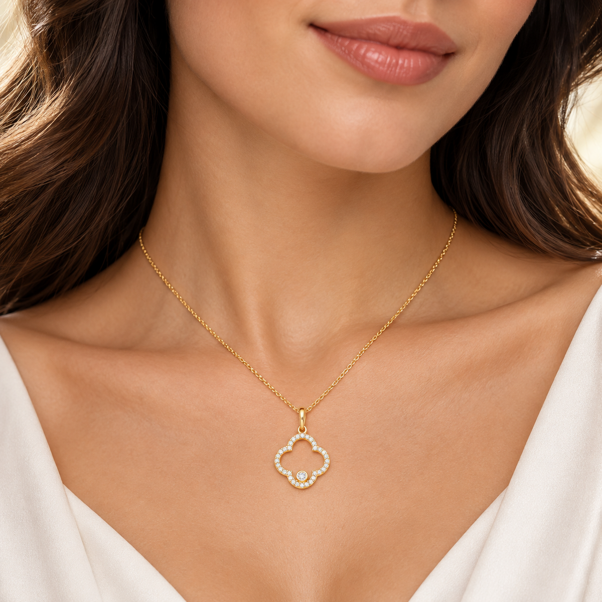 Quatrefoil Clover 9ct Yellow Gold Pendant 375 Hallmarked All Chain Lengths