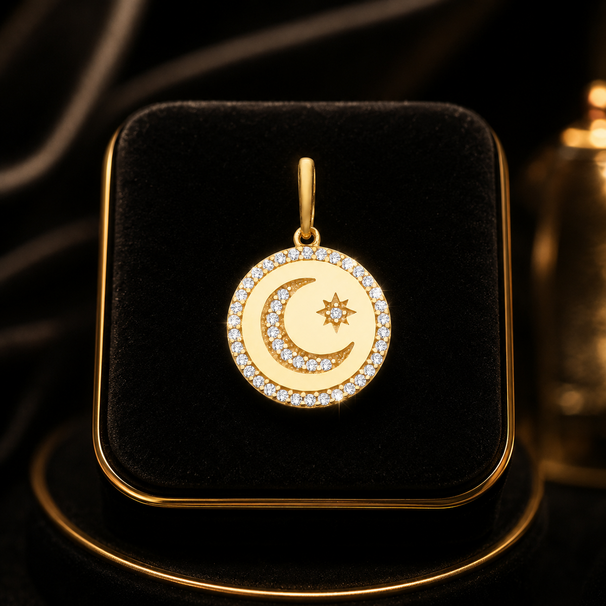 Star & Moon 9ct Yellow Gold Pendant 375 Hallmark British Made All Chain Lengths