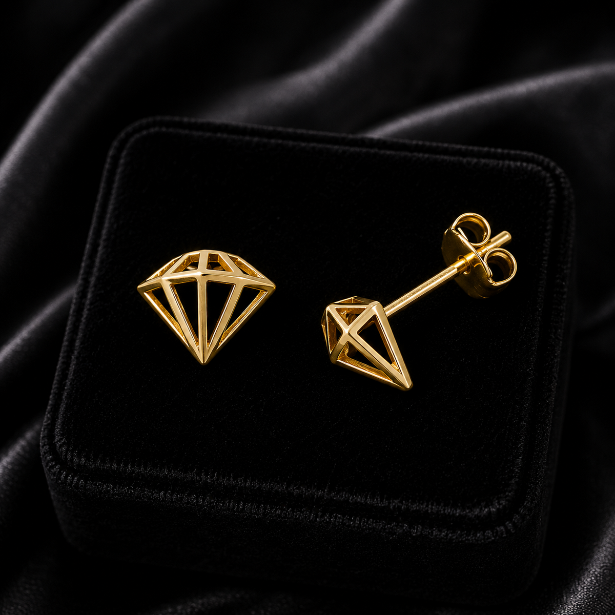Diamond Stud Earrings 9ct Yellow Gold 375 Hallmarked Brand New Boxed