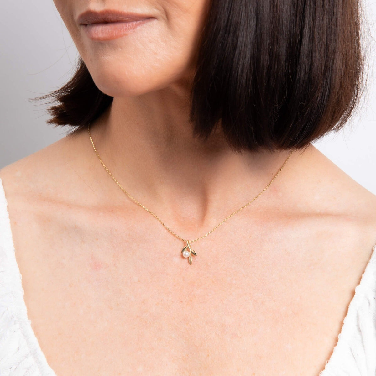 Willow Necklace 9ct Yellow Gold 375 Hallmarked British Made Brand New Boxed