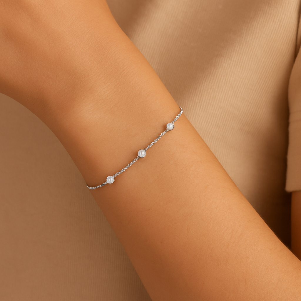 Flush 18ct White Gold Bracelet Natural Diamond 375 Hallmarked British Made