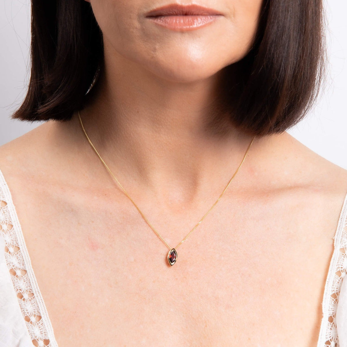 Marquise Garnet Pendant & Earrings Set 9ct Yellow Gold 375 Hallmarked