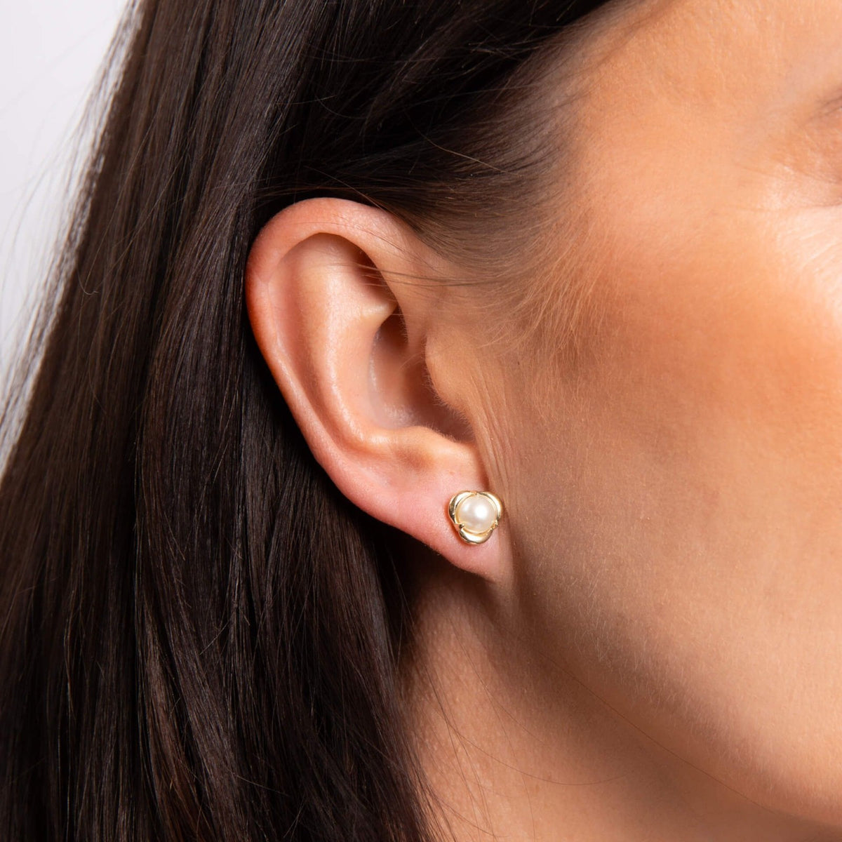 Natural Pearl Statement Stud Earrings 9ct Yellow Gold 375 Hallmark British Made