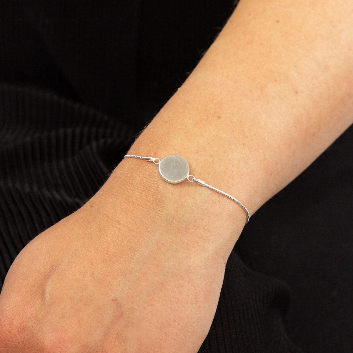 Disc Toggle Tag Bracelet Sterling Silver 925 Hallmarked Brand New Boxed