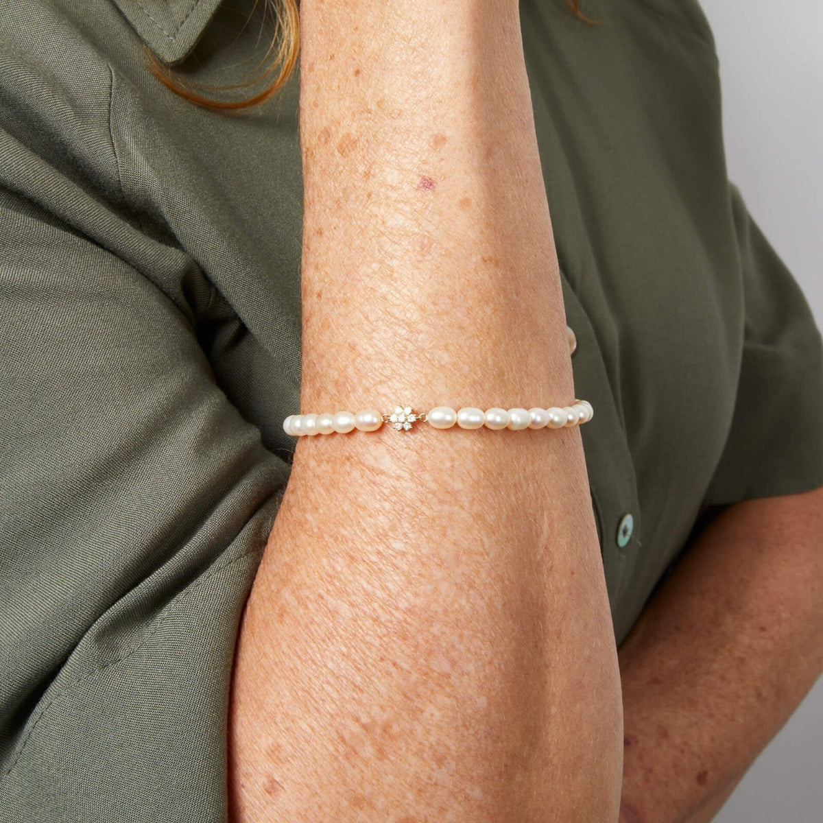 Seed Pearl And Diamond Bracelet In 9ct Yellow Gold 375 Hallmarked British Made