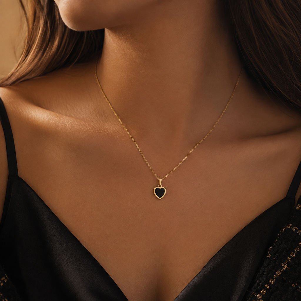 Flush Natural Onyx 9ct Yellow Gold Pendant 375 Hallmarked All Chain Lengths
