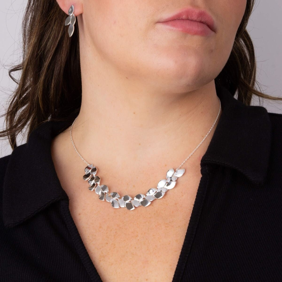 Flowing Petals Necklace Sterling Silver 925 Hallmarked Brand New Boxed