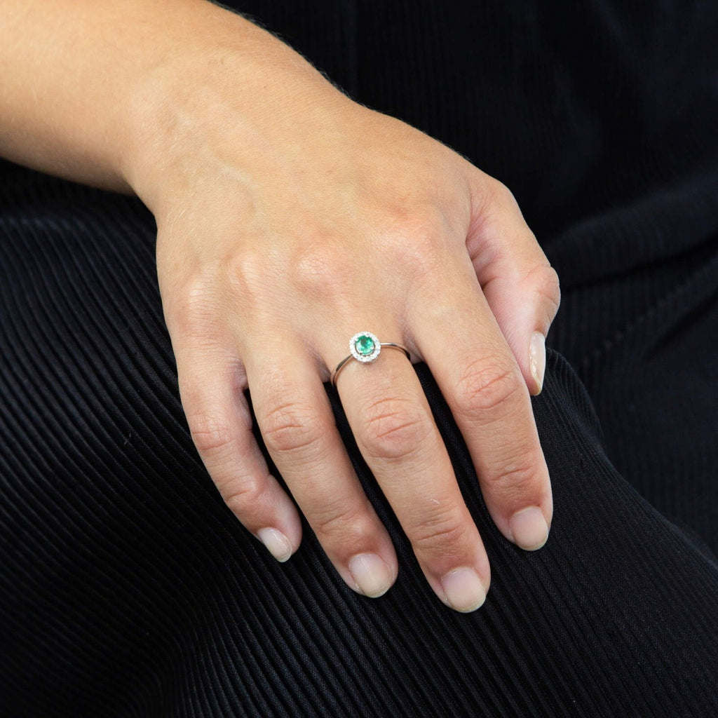 Real Emerald And Diamond Ring 9ct Gold 375 Hallmarked L - Q British Made