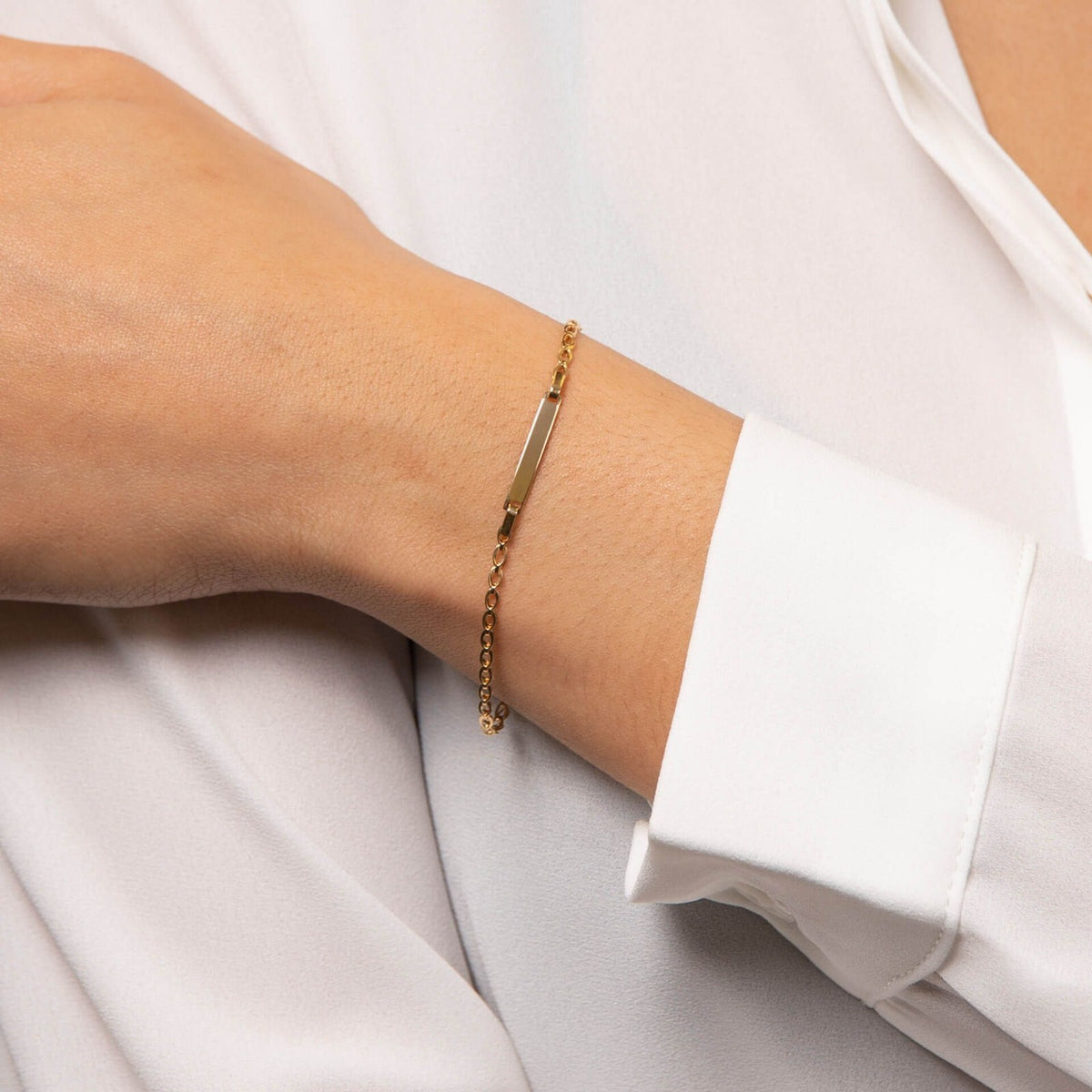 ID Bracelet In 9ct Yellow Gold 375 Hallmarked British Made Brand New Boxed